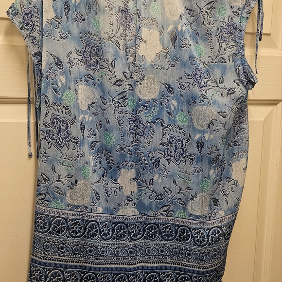 Sonoma pintuck sleeveless polyester blouse. Women's size XL. New with tags. - Picture 3 of 5